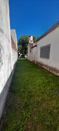 SE VENDE O PERMUTA