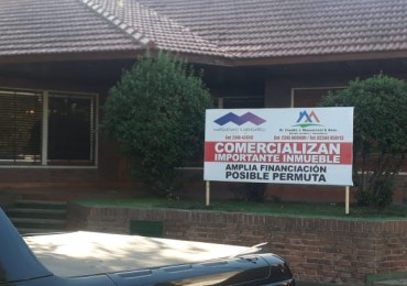 EXCELENTE CHALET CENTRICO